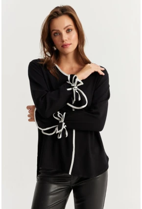 Kadın Siyah-Beyaz Kontrast Biyeli Dokuma Bluz YLE617