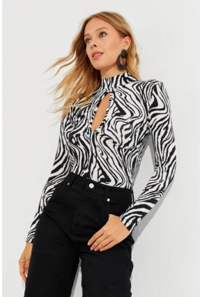 Kadın Siyah-Beyaz Önü Damla Zebra Desenli Bluz LPP1236