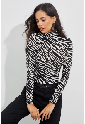 Kadın Siyah-Beyaz Zebra Desenli Balıkçı Bluz EY1524