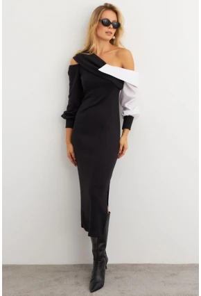 Kadın Siyah Blok Kumaşlı Asimetrik Yaka Maxi Elbise KED4469