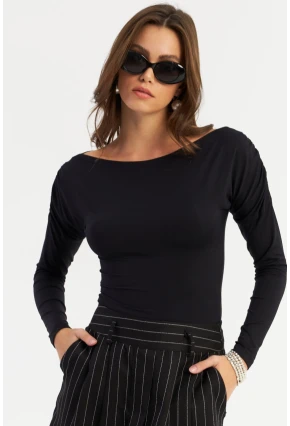 Kadın Siyah Büzgülü Bluz SE2