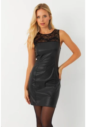 Kadın Siyah Dantel Detaylı Suni Deri Mini Elbise NH421