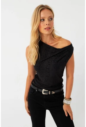 Kadın Siyah Degaje Yaka Kolsuz Bluz LPP1297