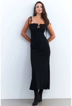 Kadın Siyah Dekolteli Yırtmaçlı Maxi Elbise YEL95
