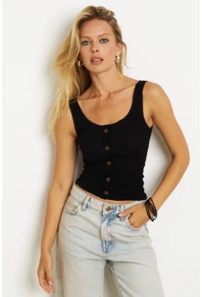 Kadın Siyah Düğme Aksesuarlı Bluz MK14