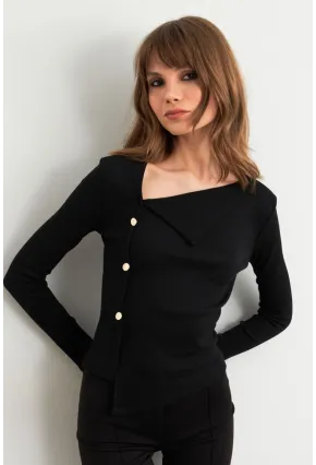 Kadın Siyah Düğme Aksesuarlı Çapraz Yaka Bluz TF52