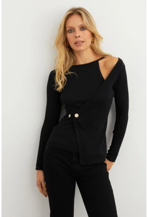 Kadın Siyah Düğme Detaylı Kruvaze Bluz EY3015