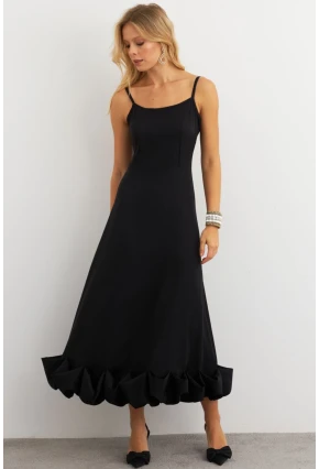 Kadın Siyah Eteği Fırfırlı Şık Maxi Elbise FRY2266