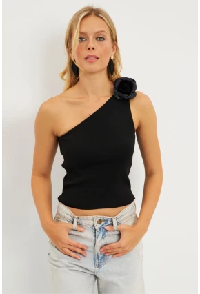 Kadın Siyah Gül Aksesuarlı Triko Bluz ET02