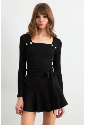 Kadın Siyah Kare Yaka Düğme Detaylı Bluz TF49