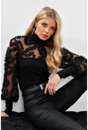 Kadın Siyah Kolları Tül Fırfır Aksesuarlı Bluz BK894
