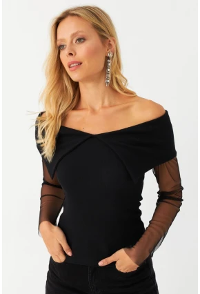 Kadın Siyah Kolları Tül Kaşkorse Bluz EY3001