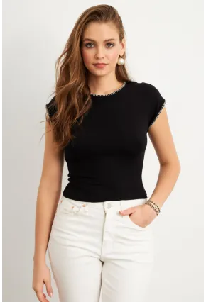 Kadın Siyah Kontrast Dikişli T-Shirt FLU766