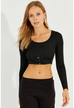 Kadın Siyah Kuşgözlü Crop Bluz CG299