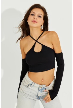 Kadın Siyah Omuzları Açık Sırtı Çapraz Crop Bluz B2684