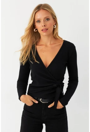 Kadın Siyah Önü Büzülebilir Kruvaze Kaşkorse Bluz EY2998