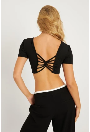 Kadın Siyah Sırtı Açık Crop Bluz CG358