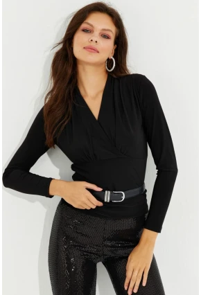 Kadın Siyah Vatkalı Kruvaze Bluz LPP1235