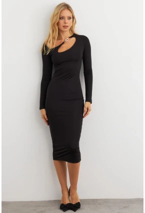 Kadın Siyah Yaka Aksesuarlı Midi Elbise KED7041