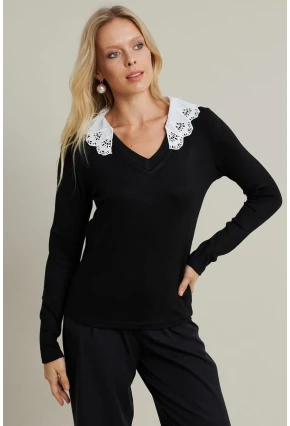 Kadın Siyah Yaka Detaylı Bluz MQS5046