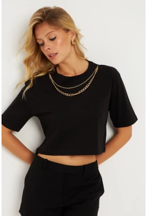 Kadın Siyah Zincir Aksesuarlı Kısa T-Shirt HT109