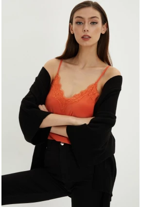 Kadın Turuncu Dantelli Atlet LPP5008