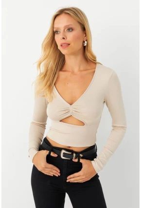 Kadın Vanilya Önü Pencereli Crop Bluz AYD393