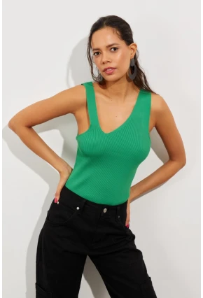 Kadın Yeşil Asimetrik Yaka Triko Bluz YV122