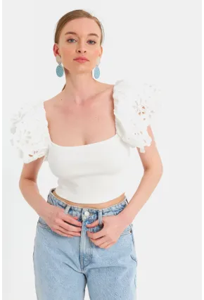Kadın Beyaz Brode Crop Bluz TPG08