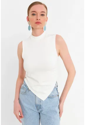 Kadın Beyaz Kolsuz Crop Bluz ZH07