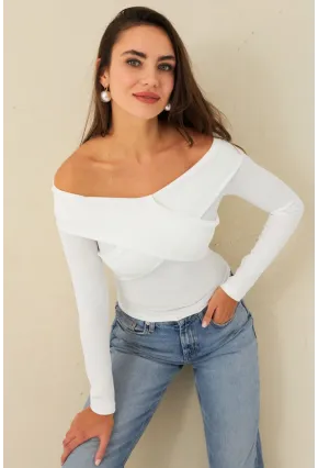Kadın Beyaz Önü Çapraz Bluz CG389