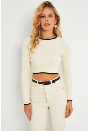 Kadın Beyaz-Siyah Sırtı Açık Bluz YV270