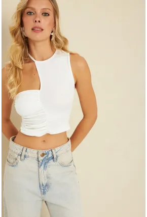 Kadın Beyaz Tek Omuz Açık Büzgülü Bluz CG355