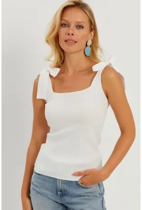 Kadın Beyaz Triko Bluz YV236