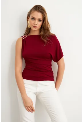 Kadın Bordo Aksesuarlı Asimetrik Kol Bluz VA102