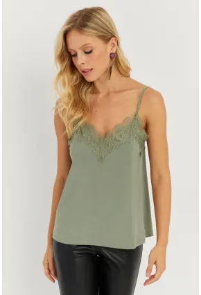 Kadın Çağla Yeşili Dantel Detaylı Atlet AYD265