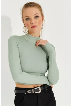 Kadın Çağla Yeşili Sırtı Düğümlü Kaşkorse Crop Bluz AYD254