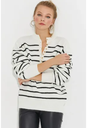 Kadın Ekru Çizgili Triko Kazak SMT219