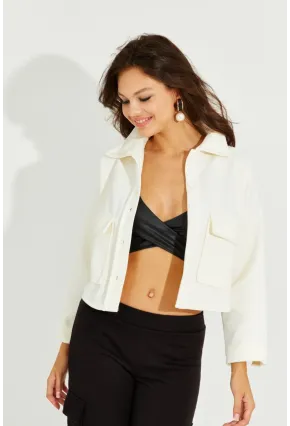 Kadın Ekru Kaşe Cepli Kısa Ceket PP2444