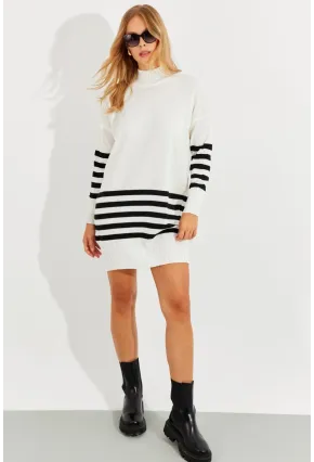 Kadın Ekru Triko Çizgili Tunik YV202