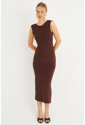 Kadın Kahverengi Sırtı Açık Midi Elbise YEL221672