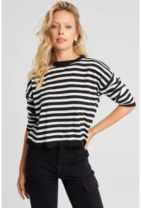 Kadın Siyah-Beyaz Çizgili Triko İnce Kazak YV211