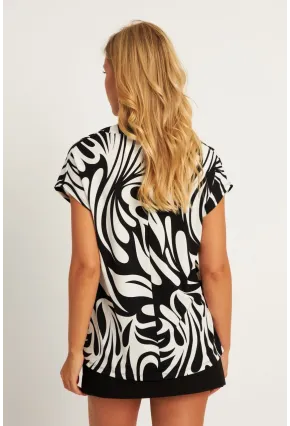 Kadın Siyah-Beyaz Zebra Desenli V Yaka Bluz AYD347