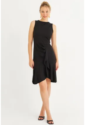Kadın Siyah Büzgülü Kolsuz Midi Elbise URO1208