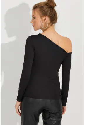 Kadın Siyah Çapraz Yaka Bluz EY2597