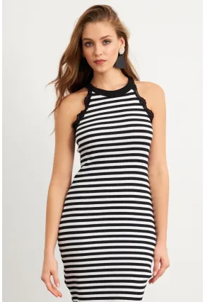 Kadın Siyah Dantel Detaylı Çizgili Midi Elbise MK36