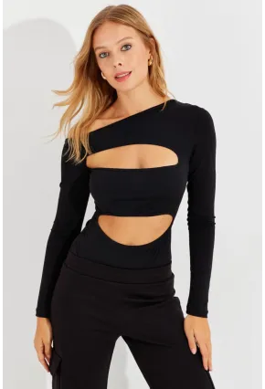 Kadın Siyah Dekolteli Çıtçıtlı Body MEN2009