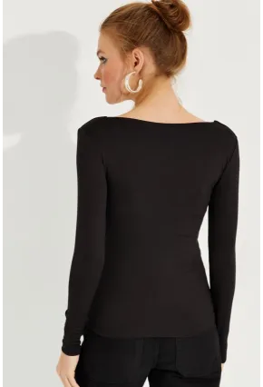 Kadın Siyah Kare Yaka Bluz EY2608