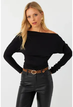 Kadın Siyah Kayık Yaka Bluz DMR382-1