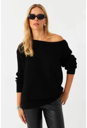 Kadın Siyah Kayık Yaka Kazak AYD392